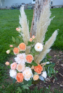 Tall floral arrangement, Wedding flowers