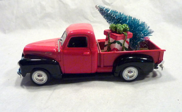 Red metal Truck decorations, Christmas Truck decorations, Farmhouse truck decor - Julie Butler Creations