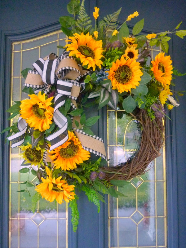 Sunflower hotsell Wreath|Fall Wreath/French Country Decor|Door Wreath|Front Door Decor|Home Decor|Farmhouse Decor|Porch Decor|Yellow Flower Wreath